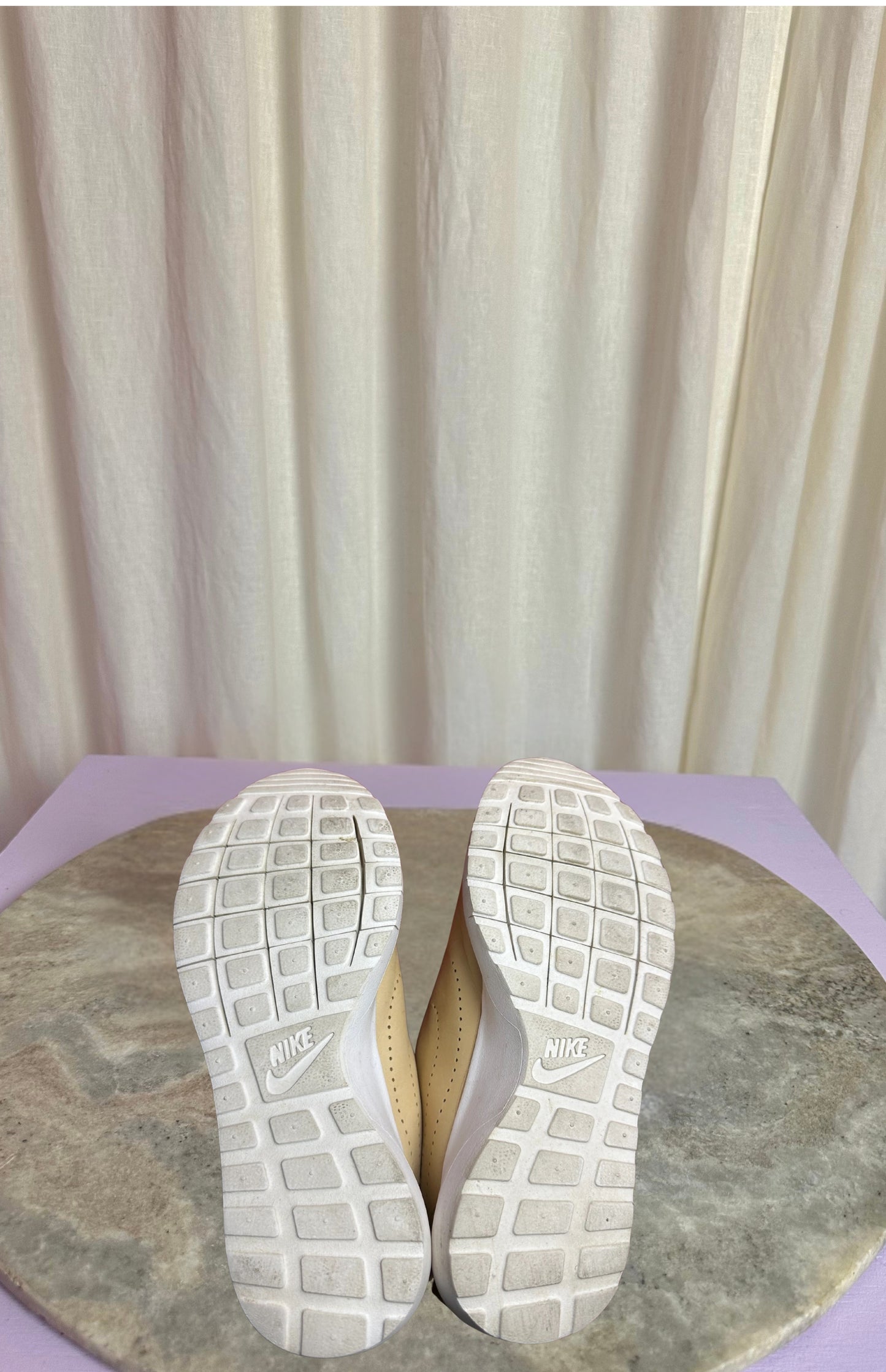 Sneakers Nike Roshe beige maat 36.5