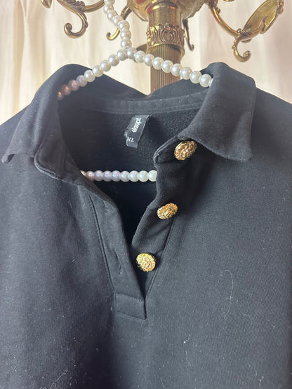 Sweater Eksept zwart,gouden knopen maat XL