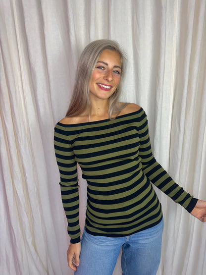 Top Nikkie jolie off shoulder strepen donkergroen/zwart - maat 38 (M)