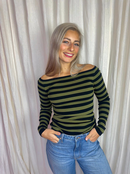 Top Nikkie jolie off shoulder strepen donkergroen/zwart - maat 38 (M)