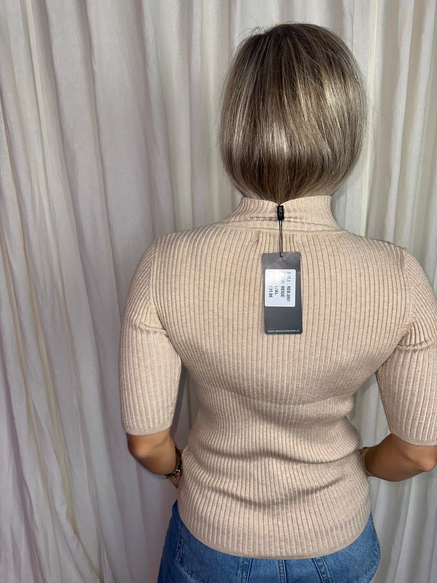 Top RBLZ gebreid beige maat L/XL