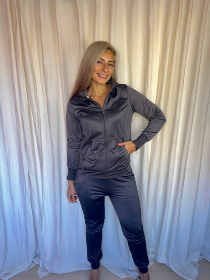 Trainingspak (Vest+Broek) Armani glitters donkergrijs maat M