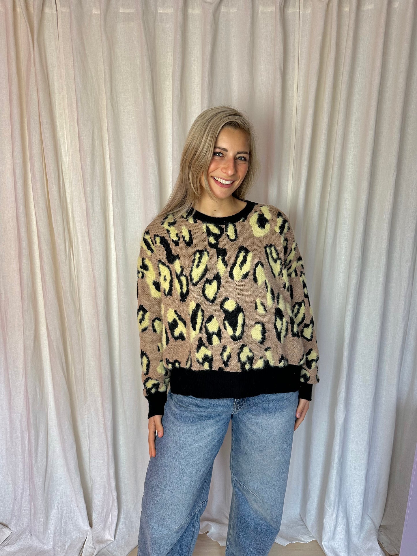Trui Eksept panterprint beige,zachtgeel maat XL