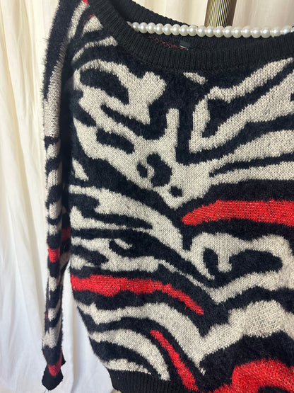 Trui Eksept zebraprint beige,zwart,rood maat XL