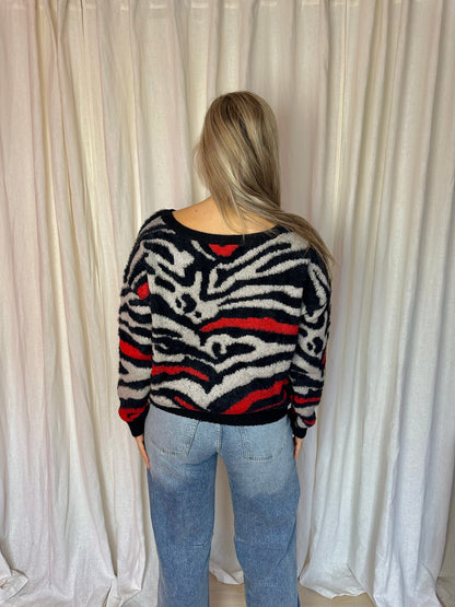 Trui Eksept zebraprint beige,zwart,rood maat XL