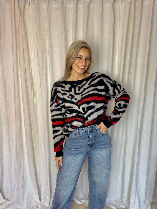 Trui Eksept zebraprint beige,zwart,rood maat XL