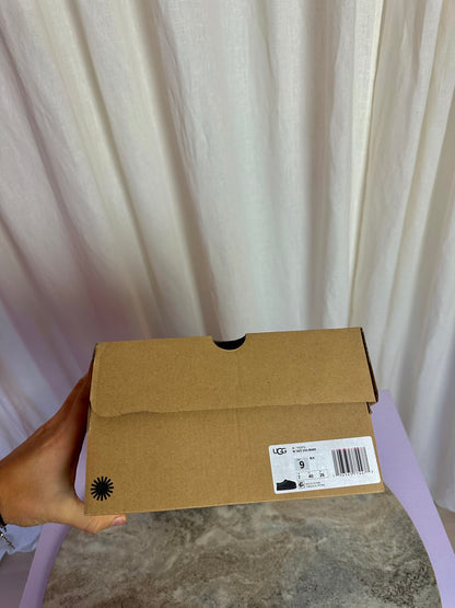 UGG Tazz braid zwart instappers teddy - maat 40