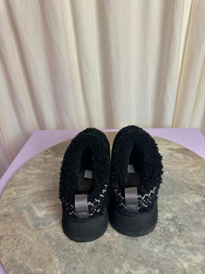 UGG Tazz braid zwart instappers teddy - maat 40
