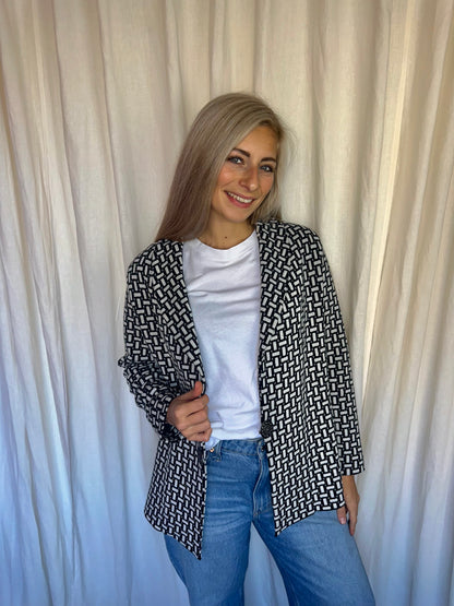 Vest Madeleine print zwart, wit, zilver - maat 44 (XXL)